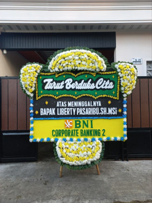 Papan Bunga Duka di Segalamider