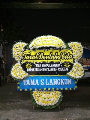 Papan Bunga Duka di Segalamider